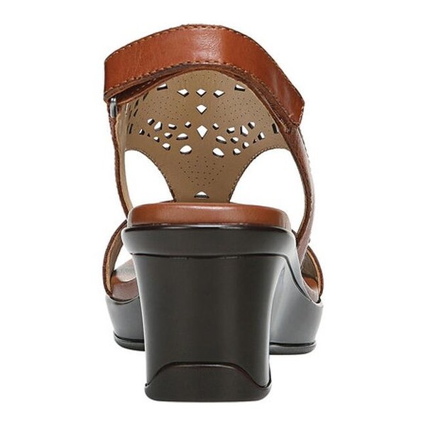 naturalizer veda wedge sandal