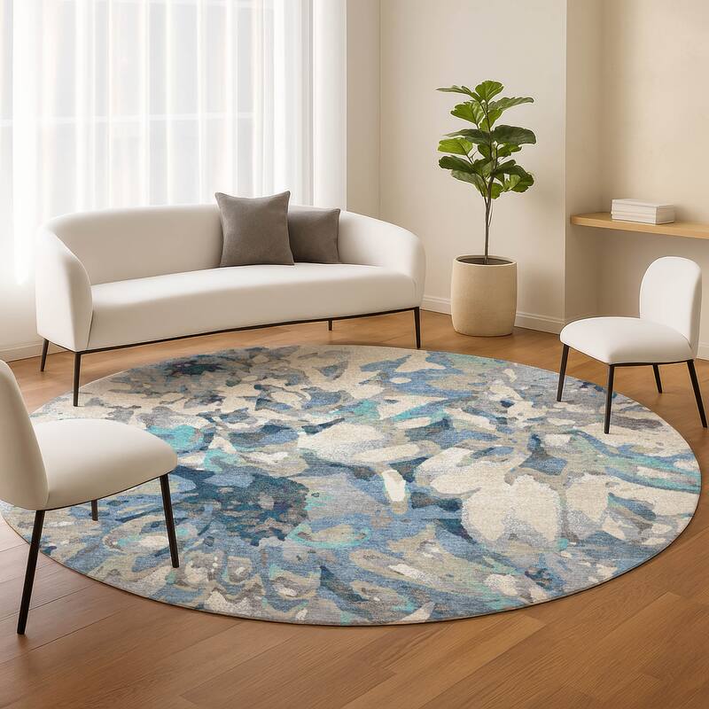 Machine Washable Indoor/ Outdoor Abstract Floral Chantille Rug