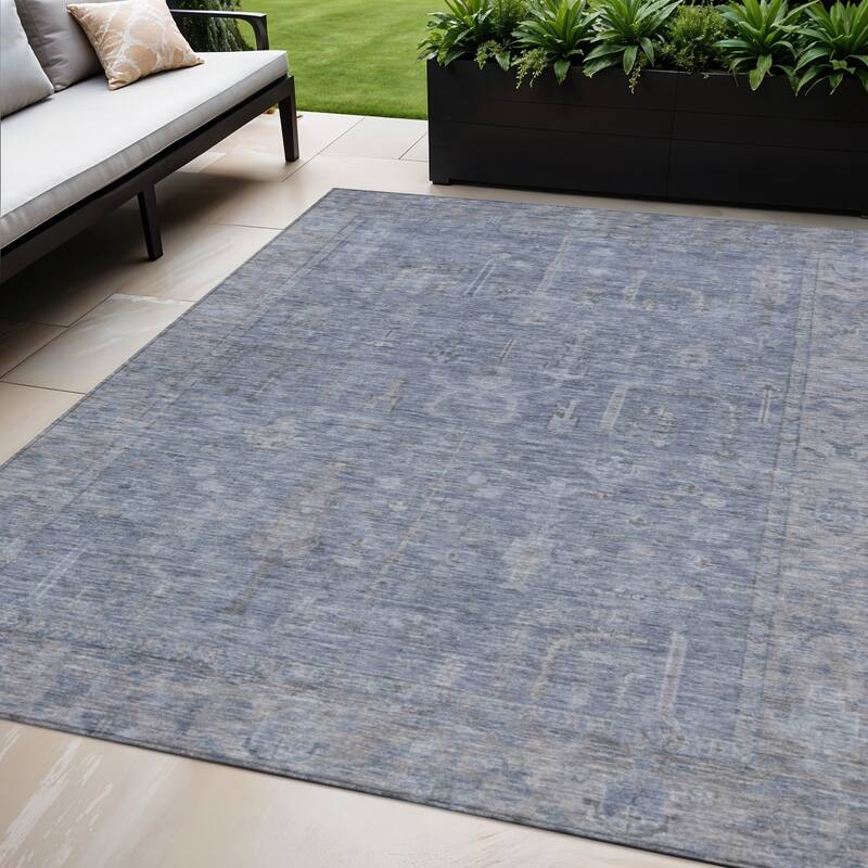 HomeRoots Oriental Traditional Rectangle Outdoor Rug - 5' X 8'