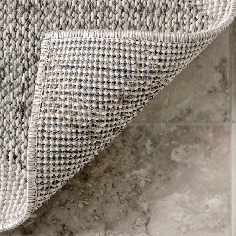 Nuloom Mindi Bold Geometric Indoor/Outdoor Area Rug