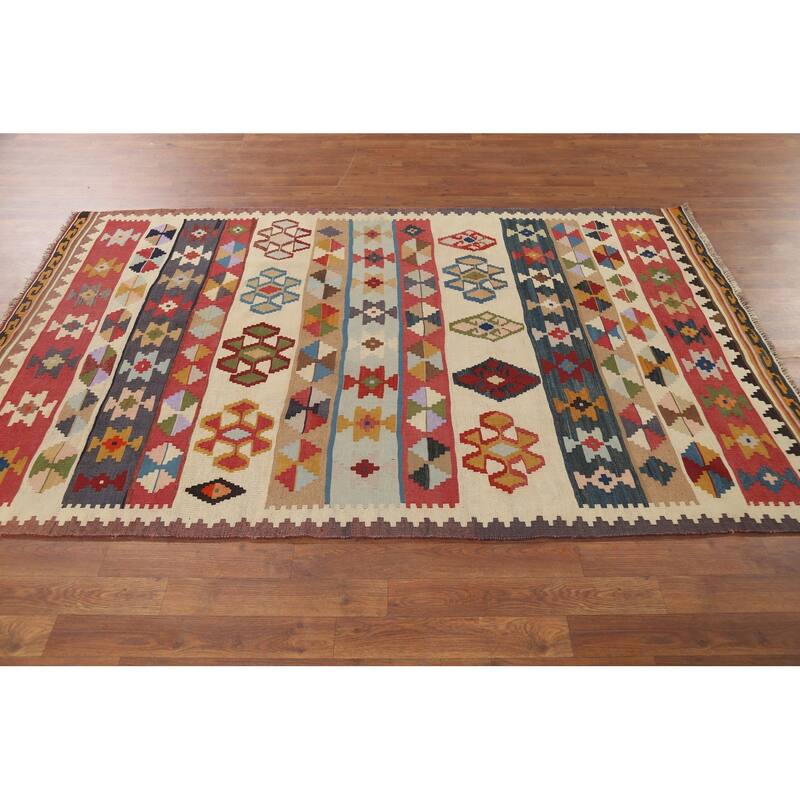 Kilim Qashqai Persian Vintage Rug Handmade Beige Wool Carpet - 4'7"x 7'4"