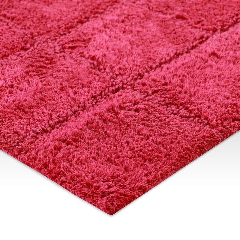 Superior Cotton Checkered 2-piece Non-skid Bath Rug Set