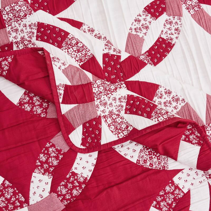 Greenland Home Fashions Wedding Ring Reversible Jacquard Woven Throw - Red