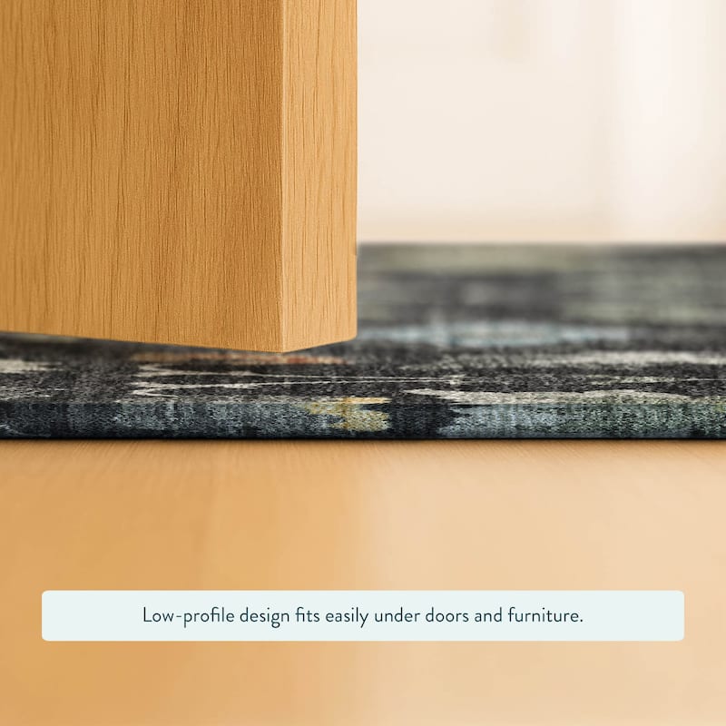 Machine Washable Indoor/ Outdoor Traditional Marci Chantille Rug