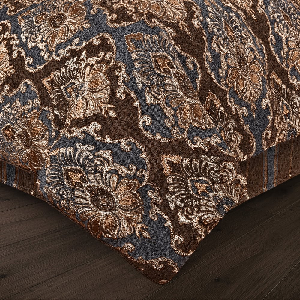 J. Queen New York Sofia Comforter Set
