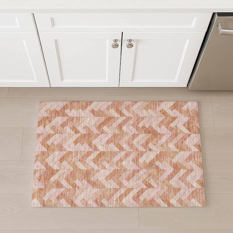 Machine Washable Indoor/ Outdoor Modern Chevron Chantille Rug