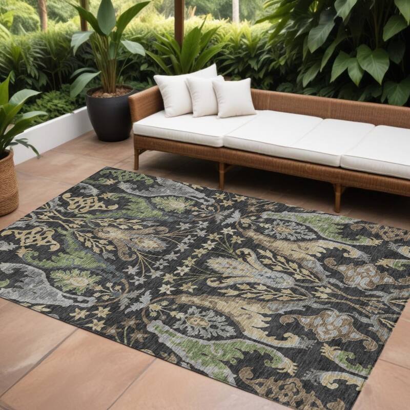 HomeRoots Floral Transitional Rectangle Outdoor Rug - 9' X 12'