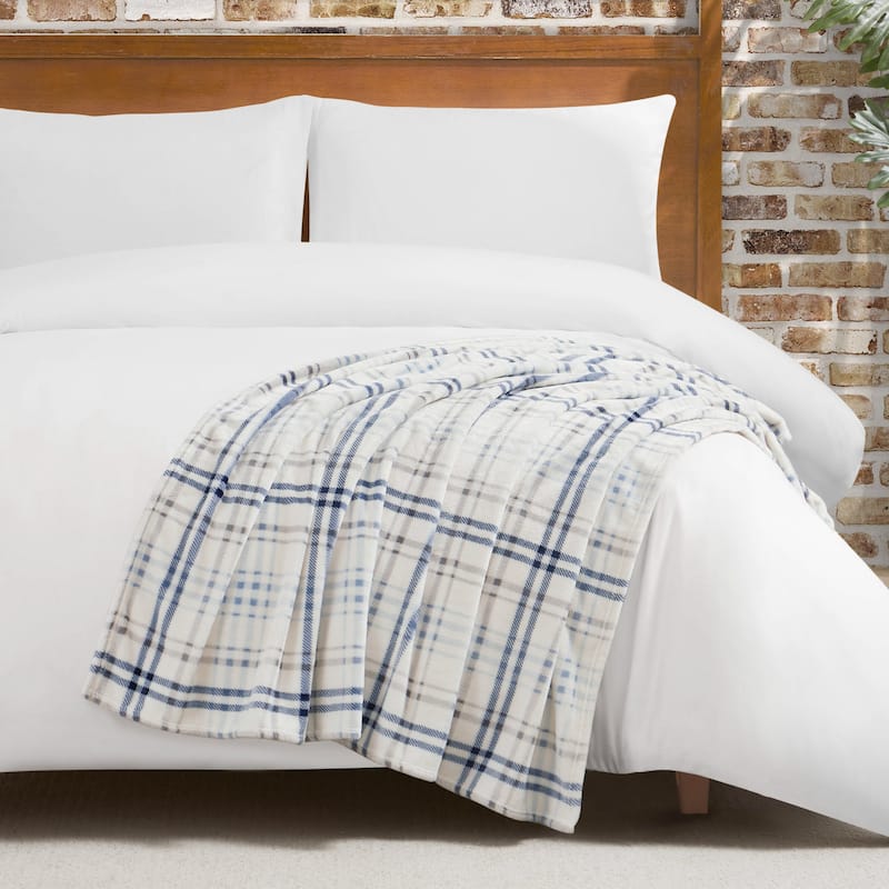 Lucky Brand Camper Plaid Throws Plush 50" x 70" Throw Blanket
