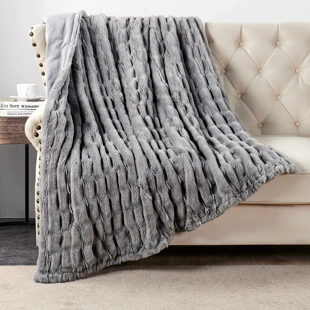 Home Soft Things Stretchy Solid Color FauxFur Throw Cozy Soft Blanket