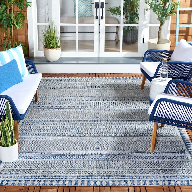 SAFAVIEH Courtyard Marje Transitional Rug