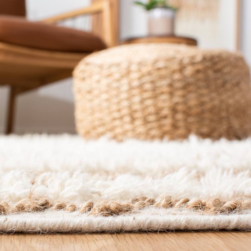 SAFAVIEH Handmade Natura Siemone Casual Wool Rug