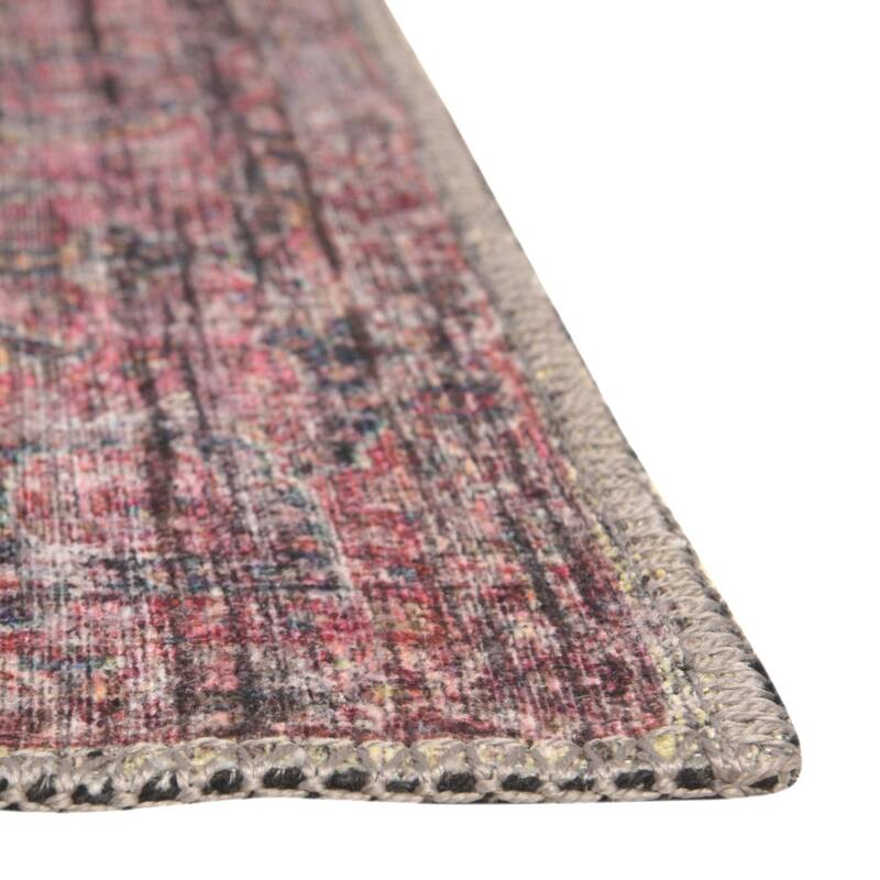 Traditional Shara Collection Area Rug