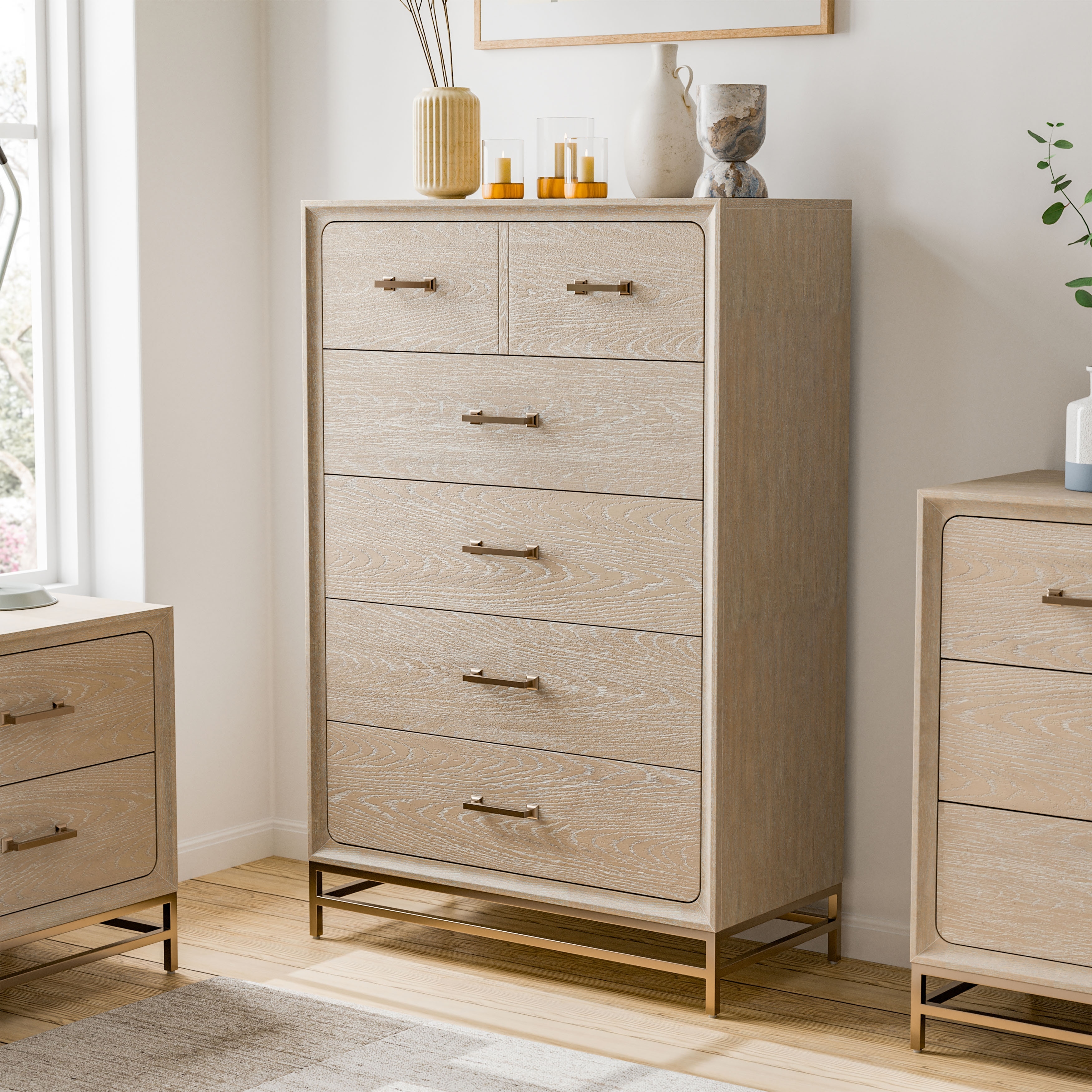 Furniture of America Drayden Transitional Solid Wood 5-Drawer Chest with Metal Legs