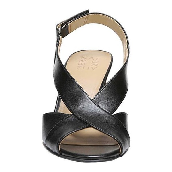 naturalizer barrie sandal