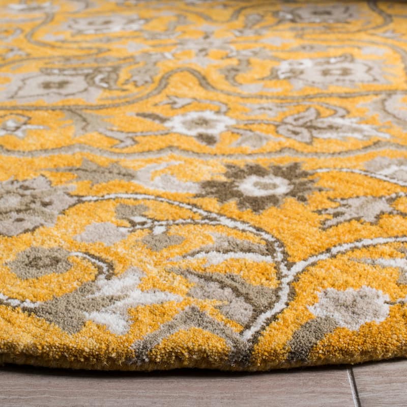 SAFAVIEH Handmade Bella Zaharinka Modern Floral Wool Rug