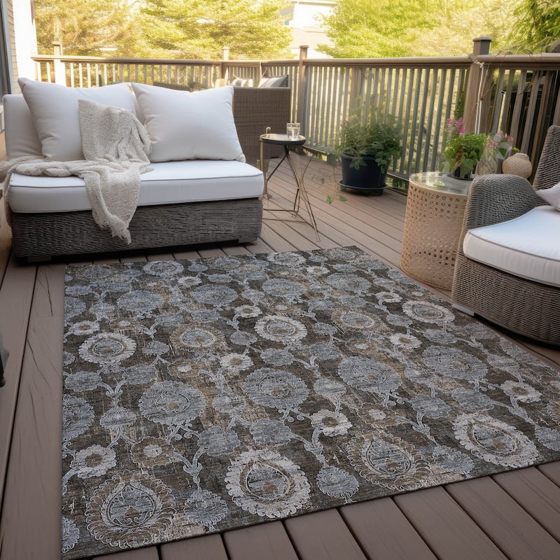 Machine Washable Indoor/ Outdoor Chantille Traditional Floral Rug - Chocolate - 9' x 12'
