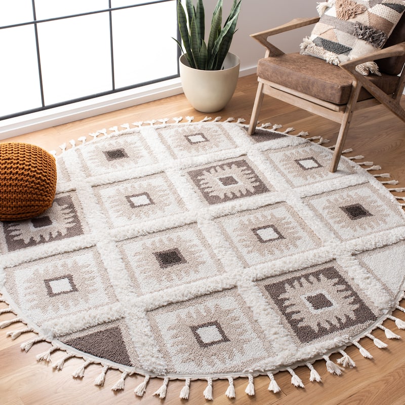 SAFAVIEH Moroccan Tassel Shag Zheljazka 2-inch Thick Rug - 6'7" Round - Ivory/Brown
