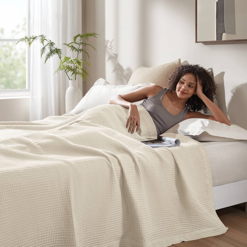 Madison Park Waffle Weave Cotton Blanket