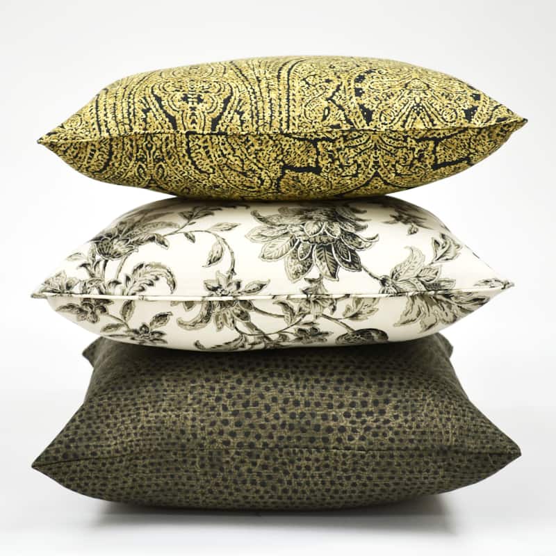 Jiti Outdoor Waterproof Transitional Dark Paisley Patterned Decorative