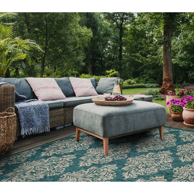 SAFAVIEH Courtyard Sijtske Indoor/ Outdoor Rug