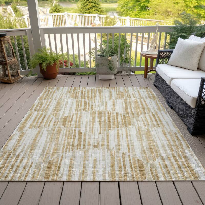 Machine Washable Indoor/ Outdoor Chantille Abstract Watercolor Rug - Gold - 3' x 5'