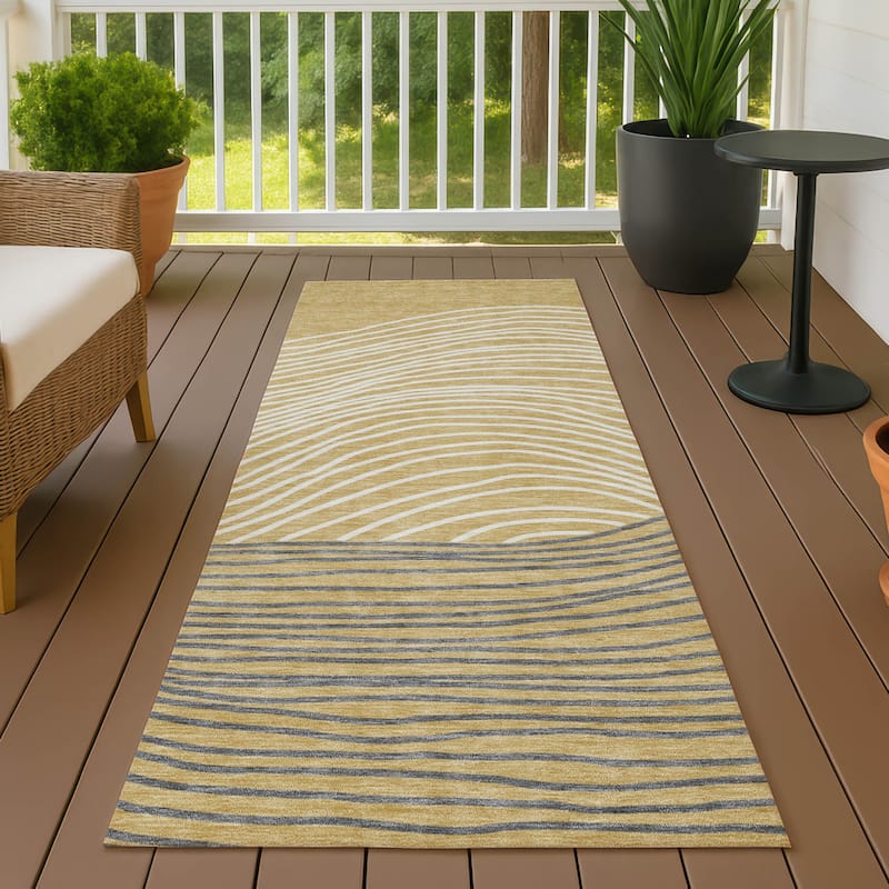 Machine Washable Indoor/ Outdoor Modern Arches Chantille Rug - Gold - 2'3" x 7'6"