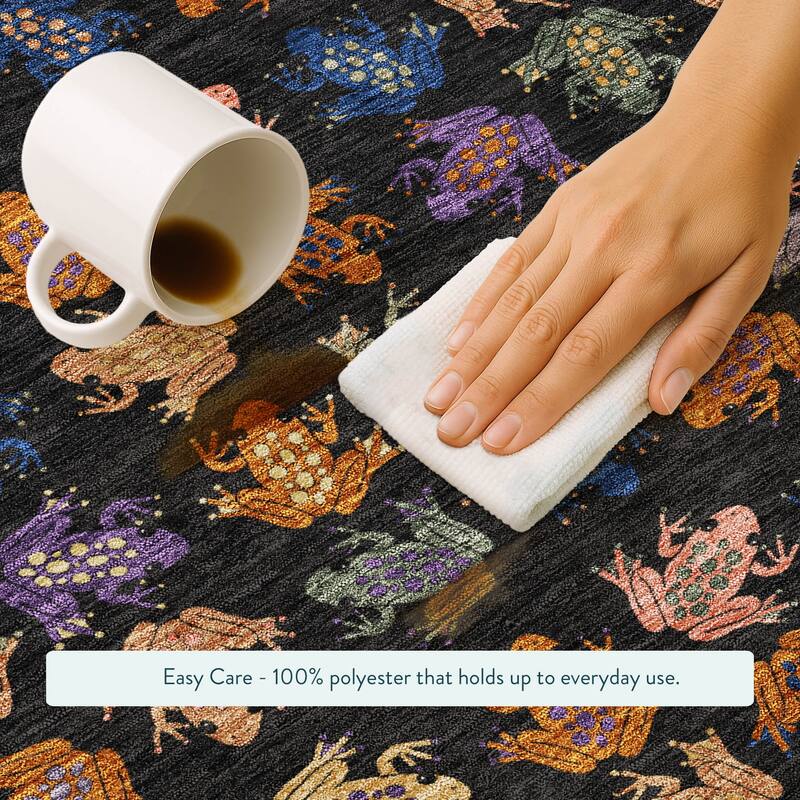 Machine Washable Indoor/ Outdoor Modern Frogs Chantille Rug