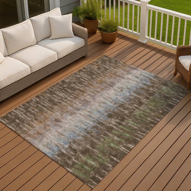 Machine Washable Indoor/ Outdoor Contemporary Ombre Chantille Rug - Brown - 8' x 10'