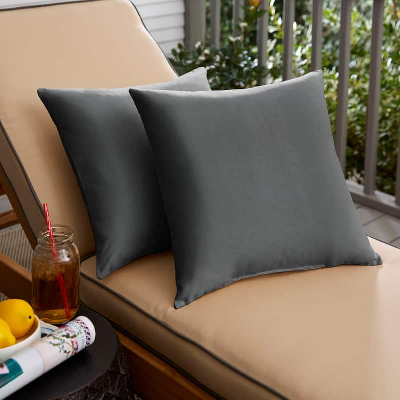 Sorra Home Sloane Charcoal Grey 18 x 18-inch Indoor/ Outdoor Knife Edge Pillow Set