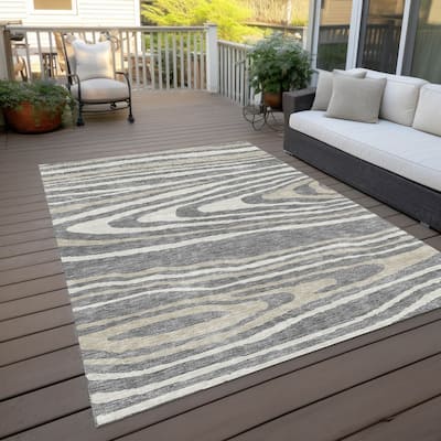 Machine Washable Indoor/ Outdoor Abstract Illusion Chantille Rug