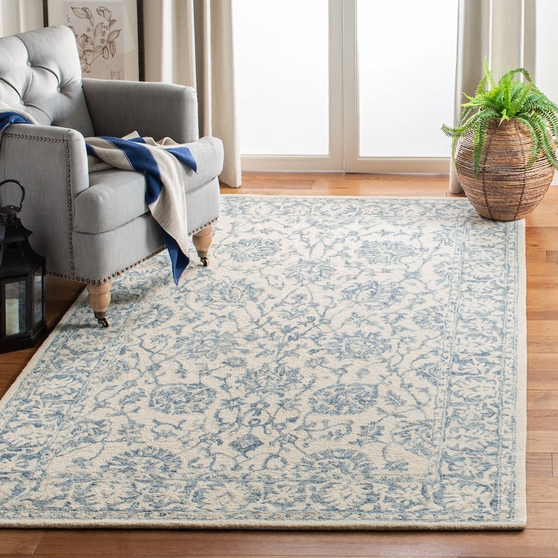 SAFAVIEH Handmade Blossom Unni Modern Floral Wool Rug