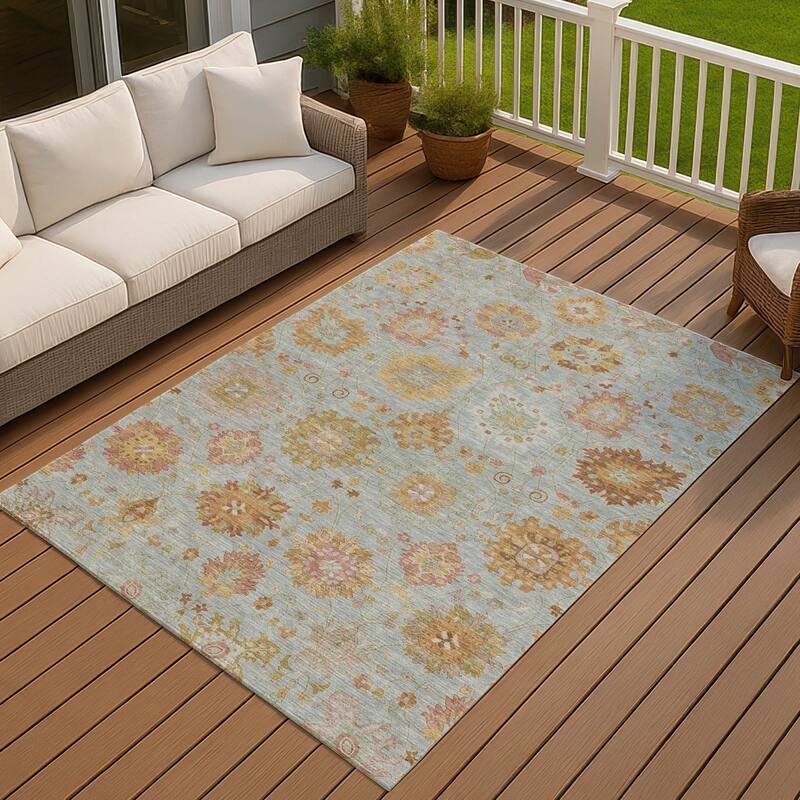 Machine Washable Indoor/ Outdoor Vintage Traditional Chantille Rug - Seafoam - 5' x 7'6"