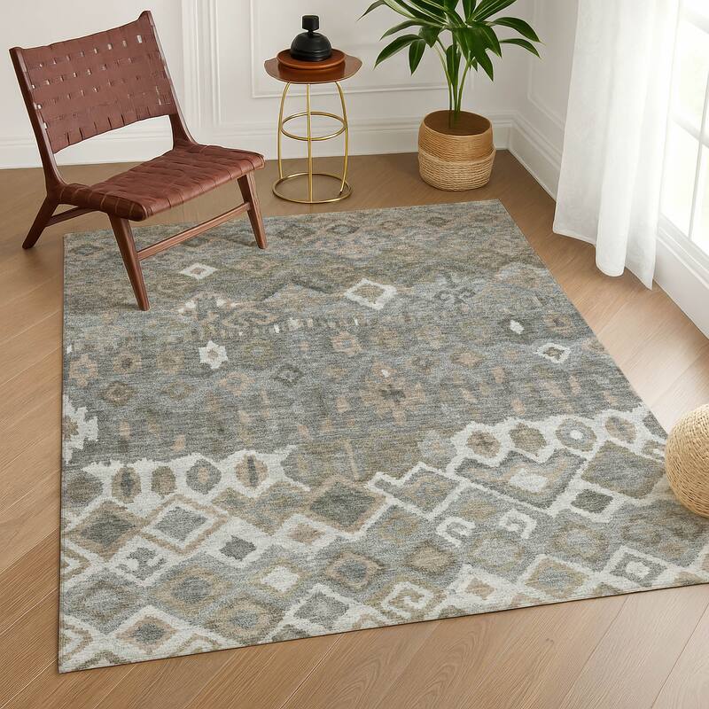 Machine Washable Indoor/ Outdoor Boho Moroccan Chantille Rug
