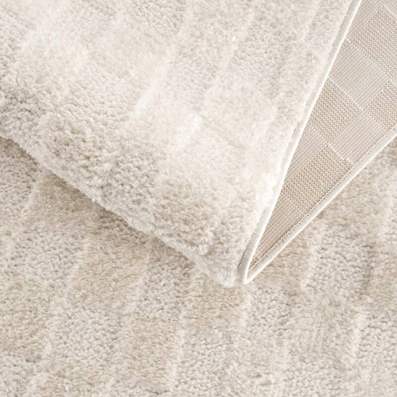 Hauteloom Keesa Hallway, Kitchen Runner Rug - High Pile - Off White - 2'7" x 7'3"