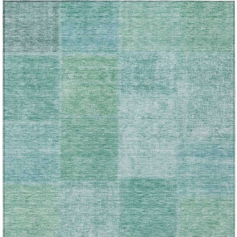 HomeRoots Patchwork Transitional Rectangle Outdoor Rug