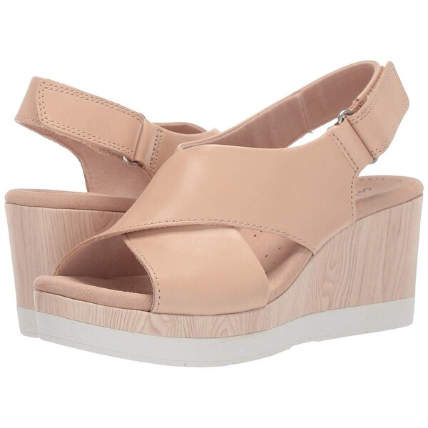 Clarks women's cammy pearl wedge sandal 2025