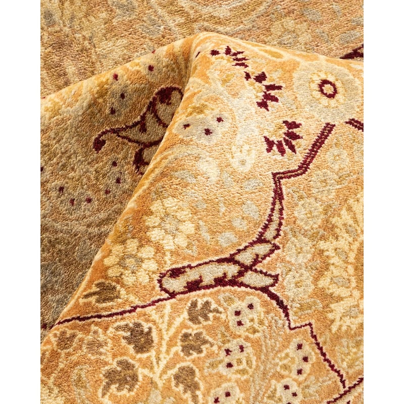 Overton Handknotted Wool Traditional Oriental Beige Area Rug - 6' x 9'