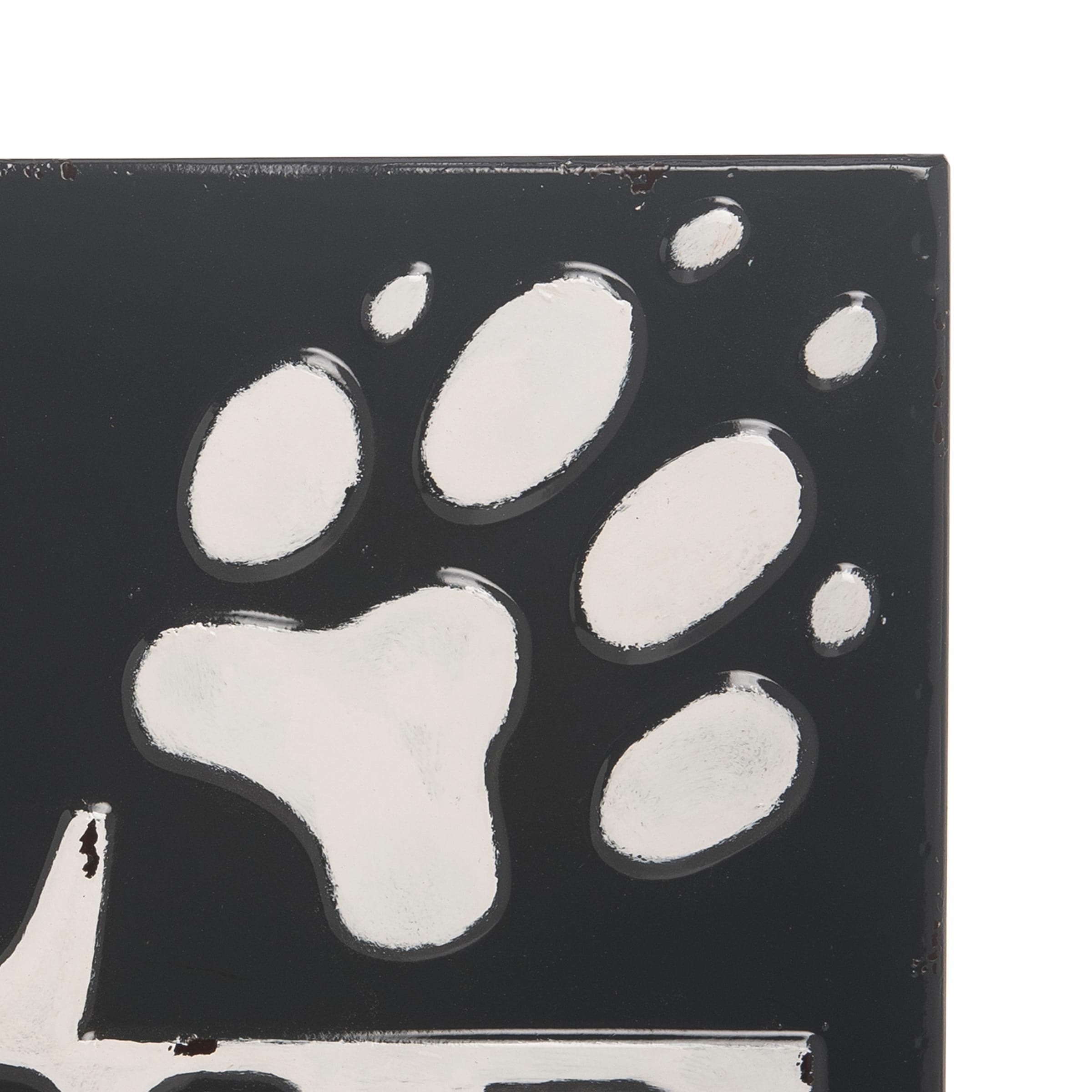 Foreside Home Garden 11 Inch Diameter Distressed Metal Paw Print Love Wall Sign Overstock 25978281 It would be an extraspecial keepsake to have your puppy's first year of growing documented into a work of art with their age written under each paw print. overstock com