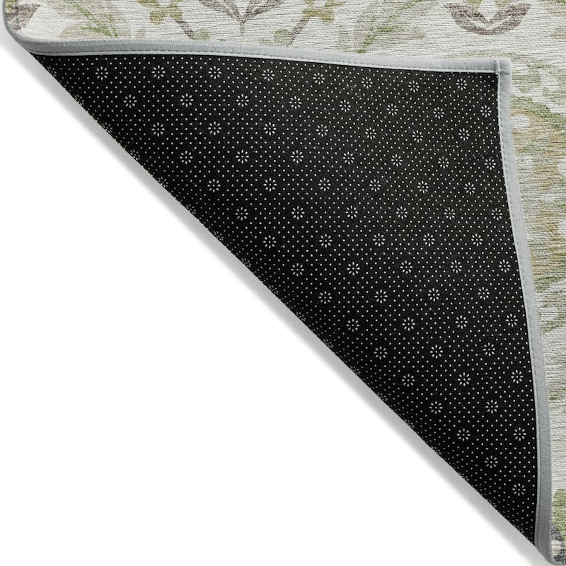 HomeRoots Floral Transitional Rectangle Outdoor Rug