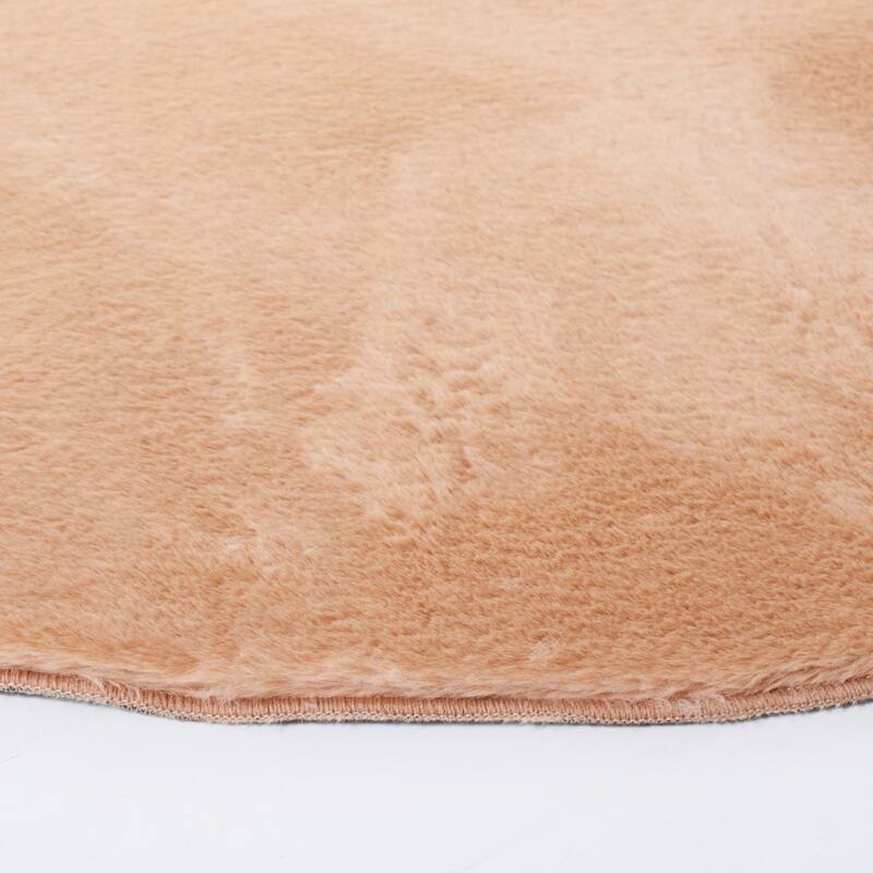 SAFAVIEH Faux Rabbit Fur Catja Machine Washable Slip Resistant