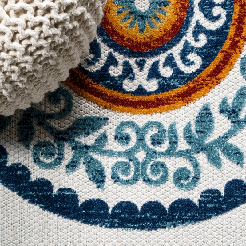 JONATHAN Y Gallia Medallion High-Low Indoor/Outdoor Area Rug