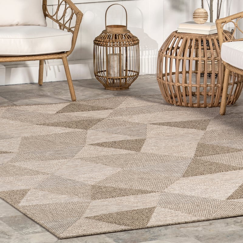 Nuloom Guinevere Mosaic Indoor/Outdoor Area Rug