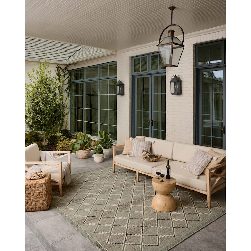 Alexander Home Saoirse Indoor/Outdoor Area Rug