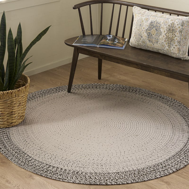 SAFAVIEH Handmade Braided Eiry Washable Indoor/Outdoor Rug - Weather Resistant & Easy Cleaning