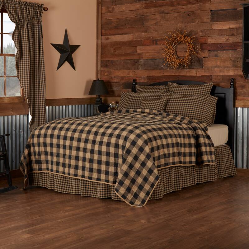 Americana Black Checkered Star Stitched Cotton Quilt