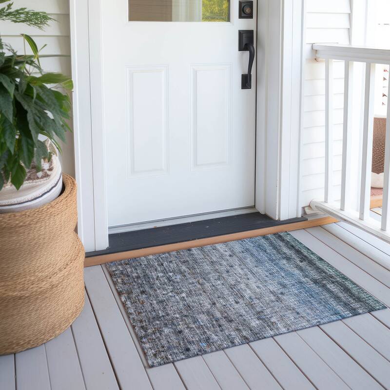 Machine Washable Indoor/ Outdoor Ombre Stripes Chantille Rug - Blue - 1'8" x 2'6"