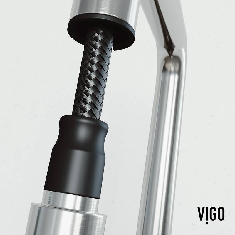 VIGO Parsons 18" H Single Handle Pull-Down Sprayer Kitchen Faucet