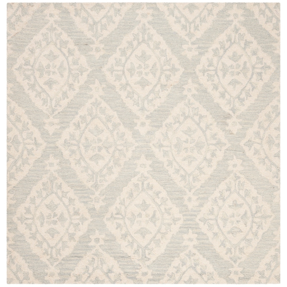 SAFAVIEH Handmade Micro-Loop Hyeong Wool Rug