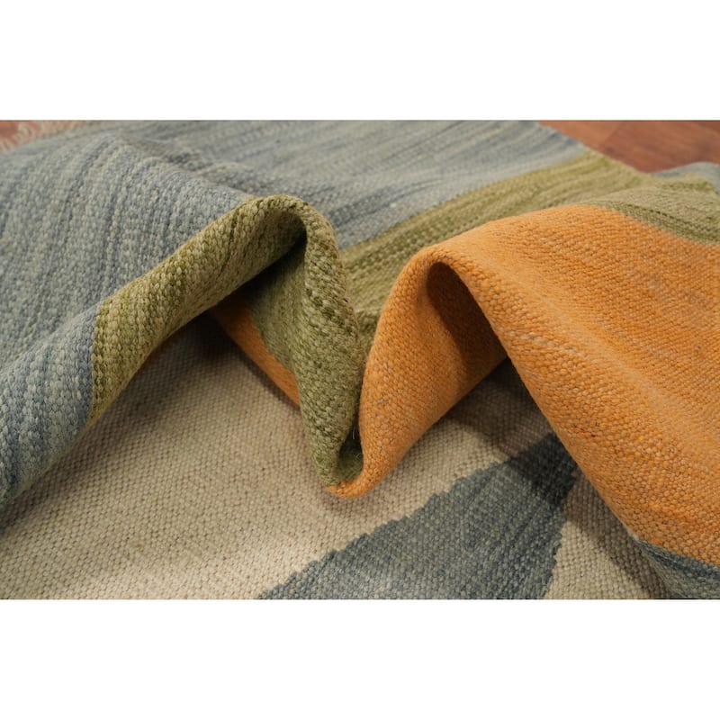 Hand Woven Oriental 100% Wool Carpet Southwestern Modern Multi-Colored Kilim Area Rug - 6' 1'' X 4' 1''