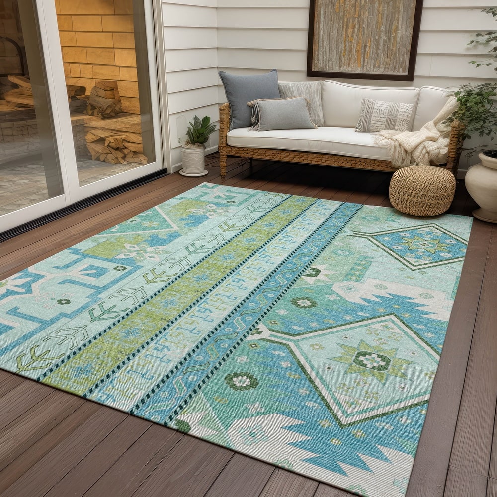Machine Washable Indoor/ Outdoor Boho Tribal Chantille Rug